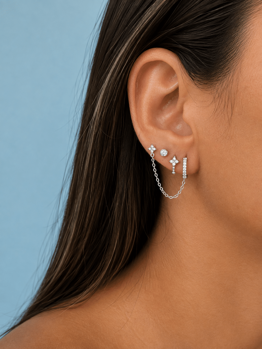 Pendiente cadena florecita de plata de ley - imagen adicional - Joyería Zafir