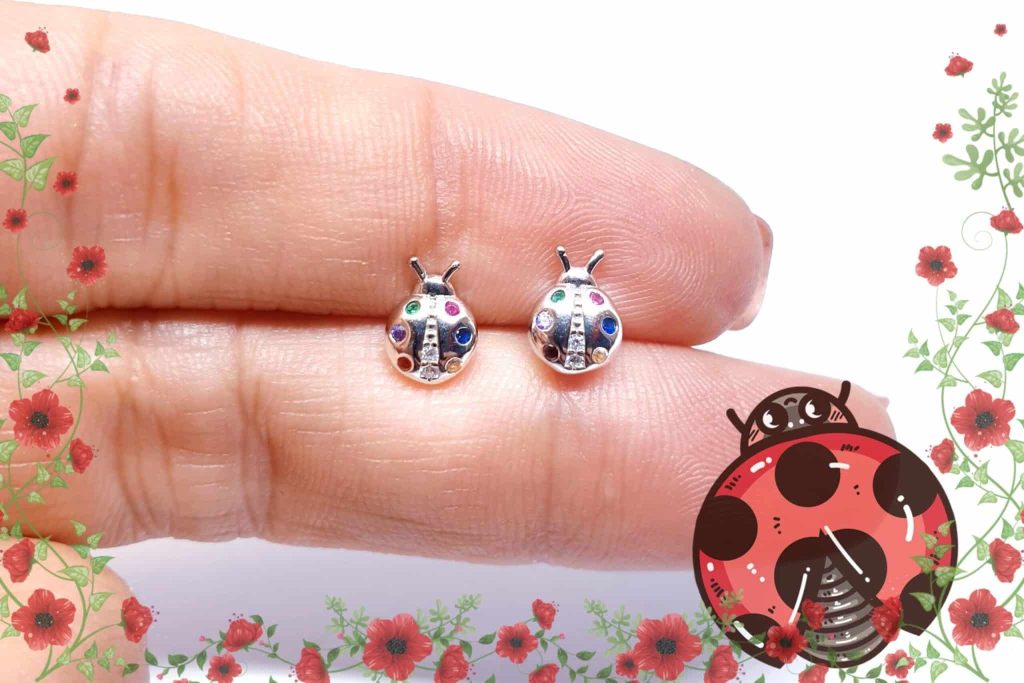 Pendientes mariquita de la suerte de plata de ley