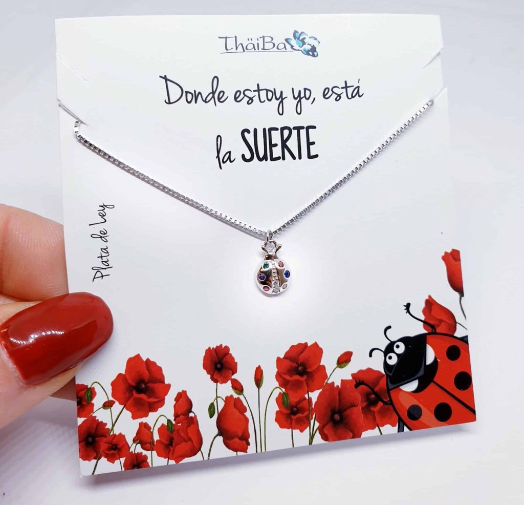 Collar mariquita de la suerte de plata de ley