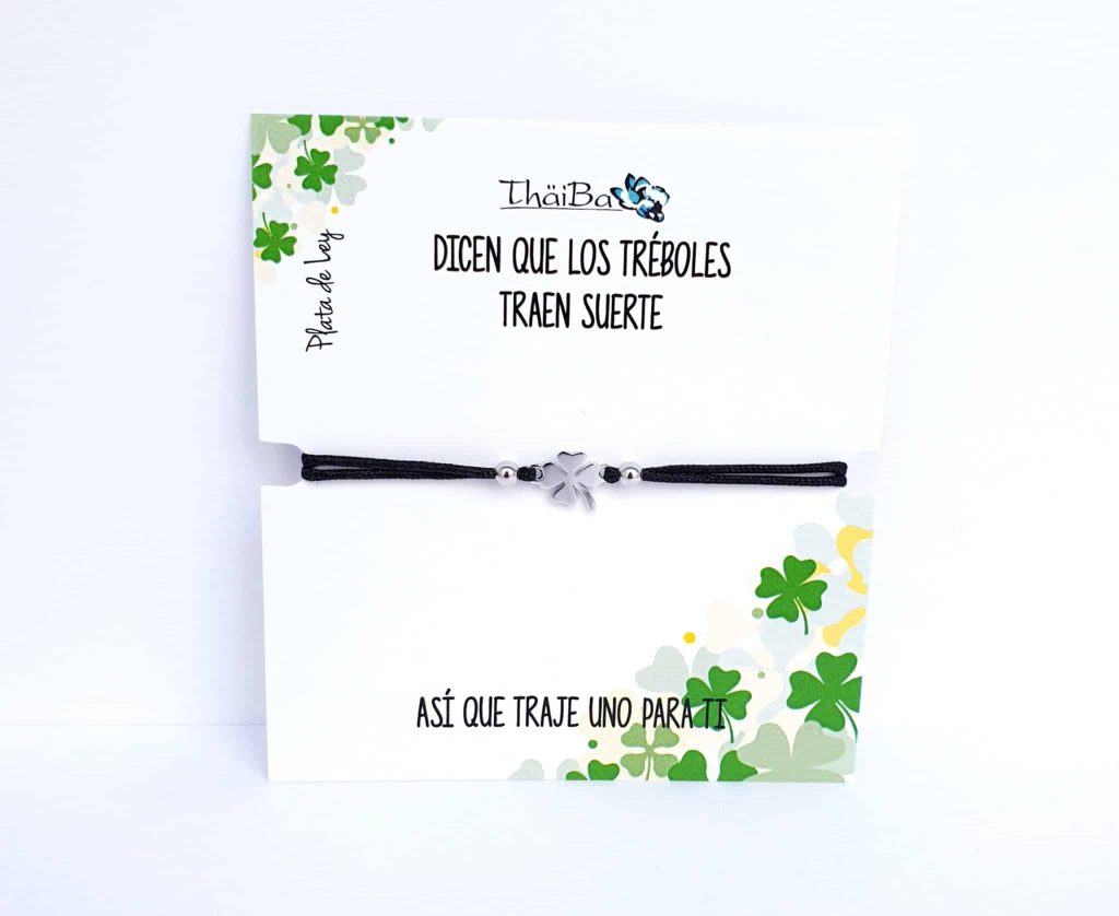 Pulsera hilo negra con trébol de plata de ley