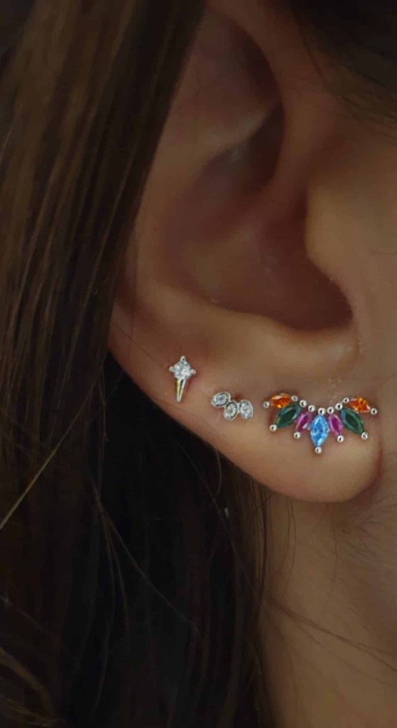 Pendientes floral multicolor de plata de ley