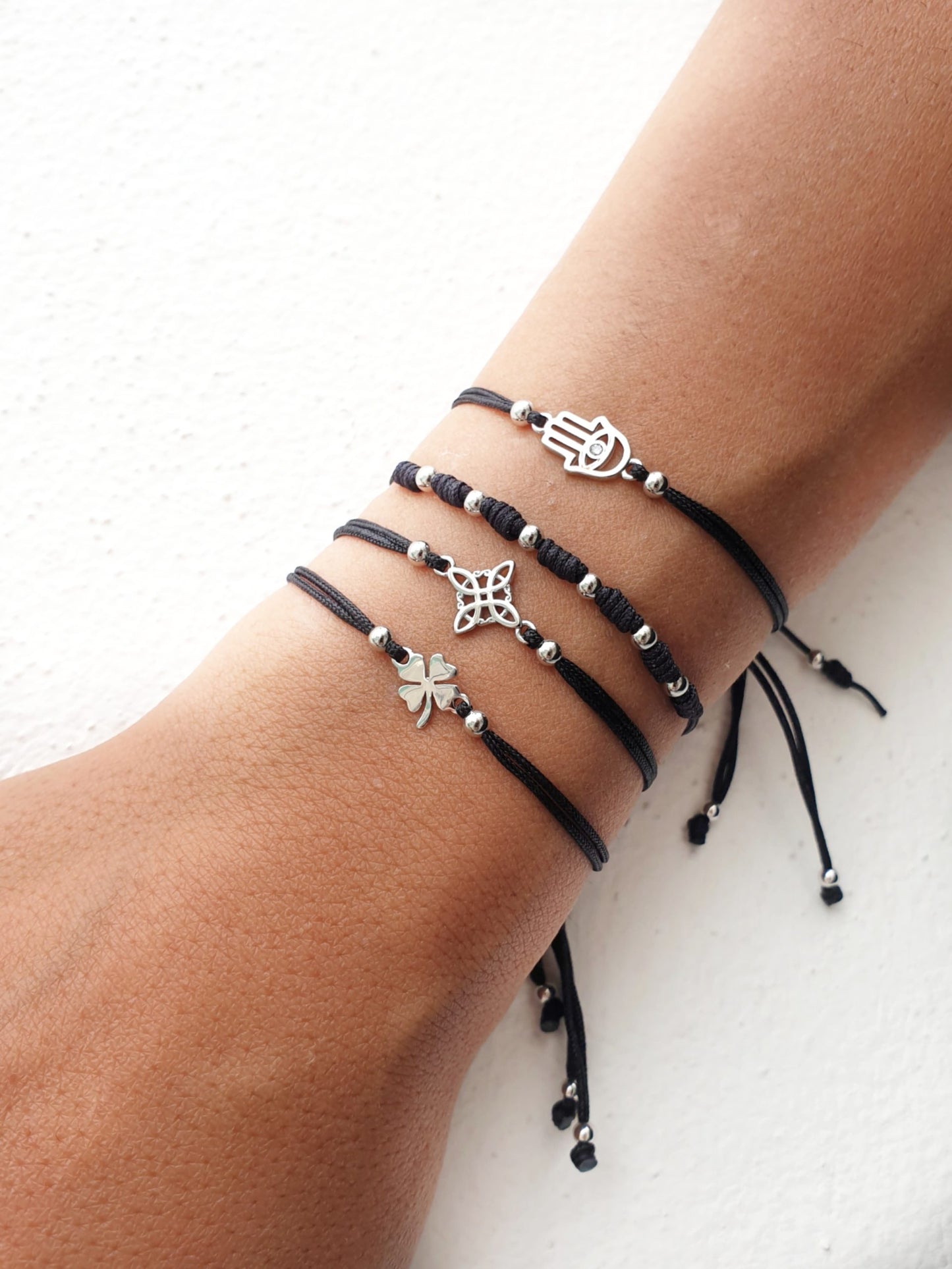 Joyas Con Mensaje - Pul2164 7 Nudos Negro - Senora