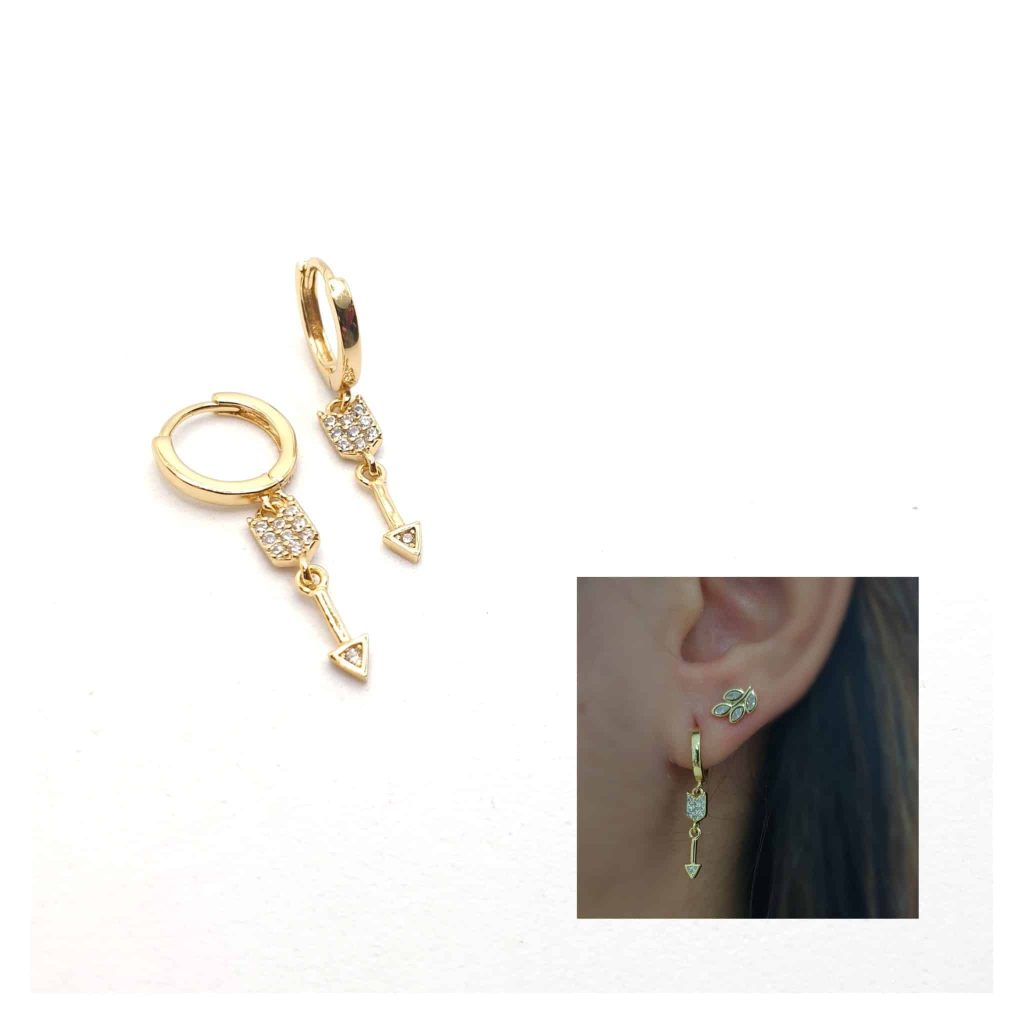Pendientes flechas circonitas oro de 14 quilates
