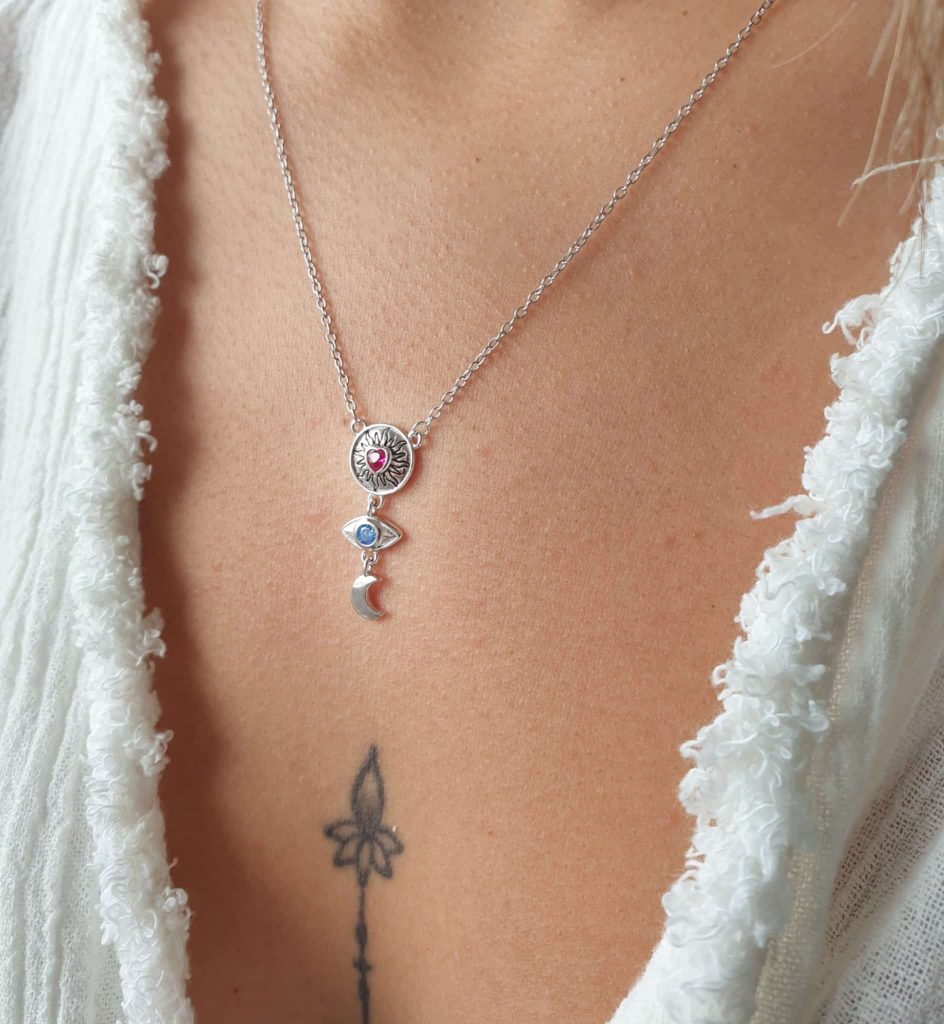 Collar mystic
