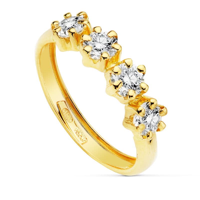 Sortija con 4 Circonita de 4 mm en Garras de oro amarillo 18K