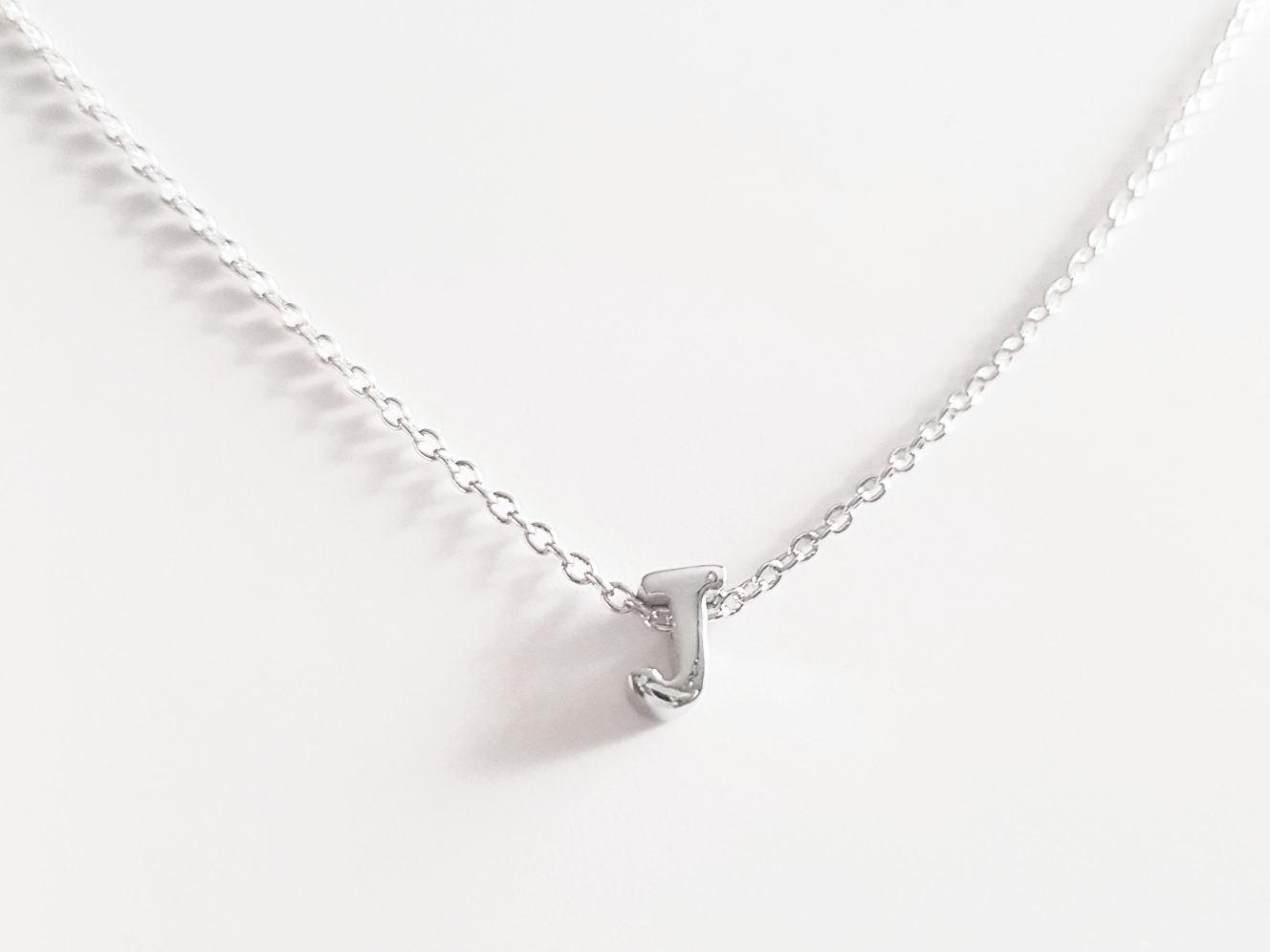 Collar inicial j de plata de ley