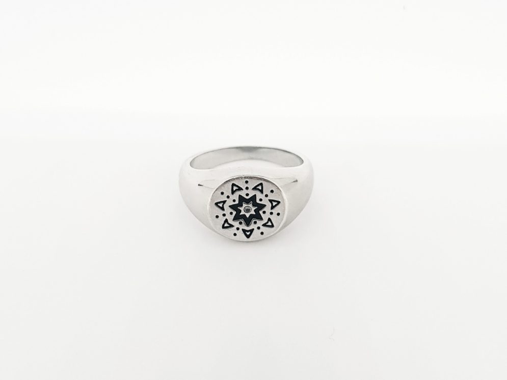 Anillo sello boho de plata de ley