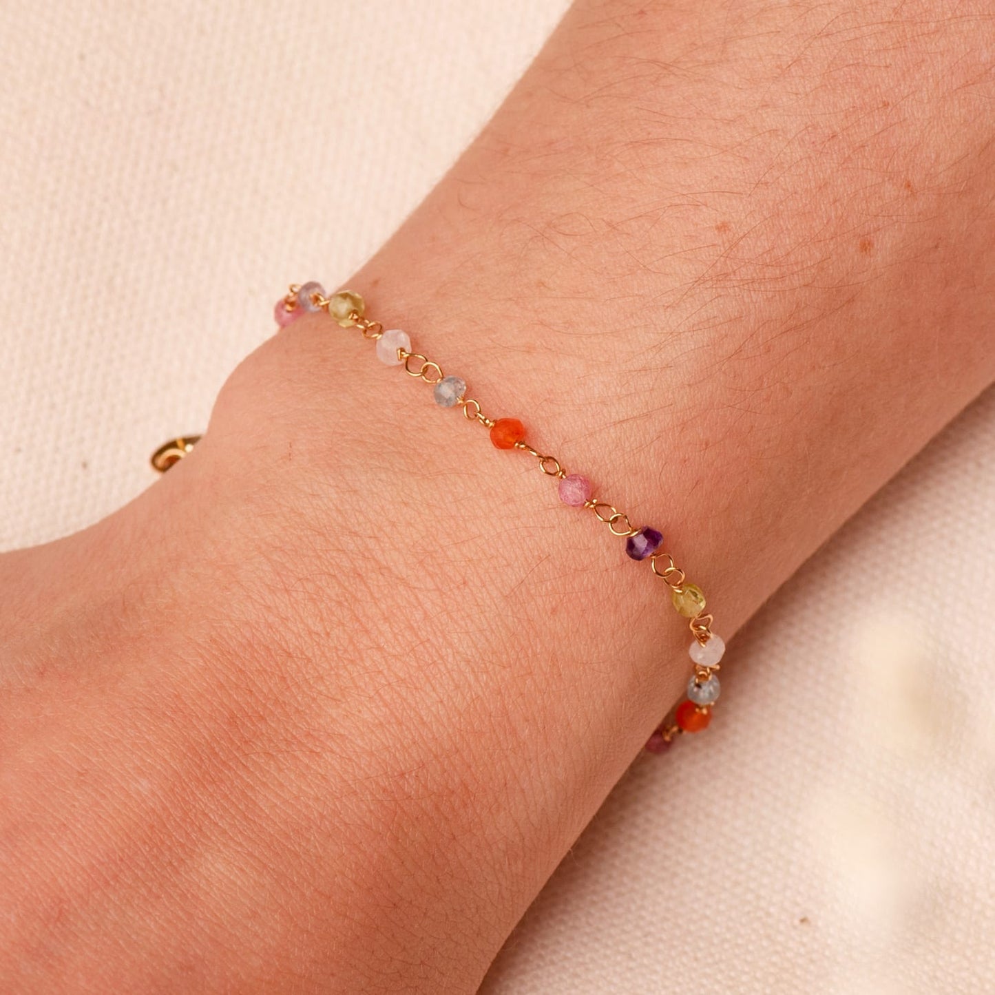 18K PULSERA ORO AMARILLO BOLAS COLORES 3MM. LARGO: 18.5 CM