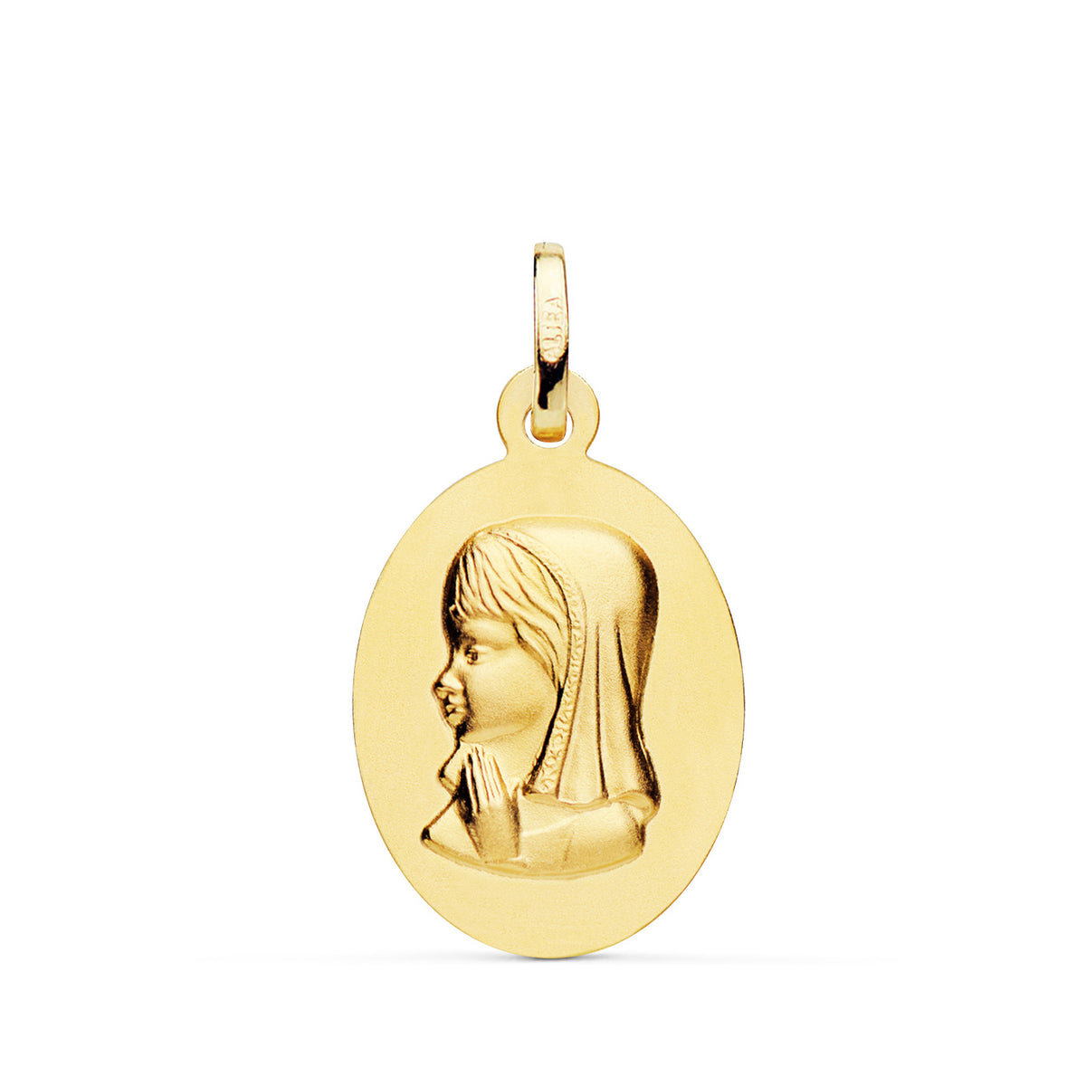 Medalla Virgen Niña Oval Lisa Matizada. Medida: 23 x 15 mm de oro amarillo 18K