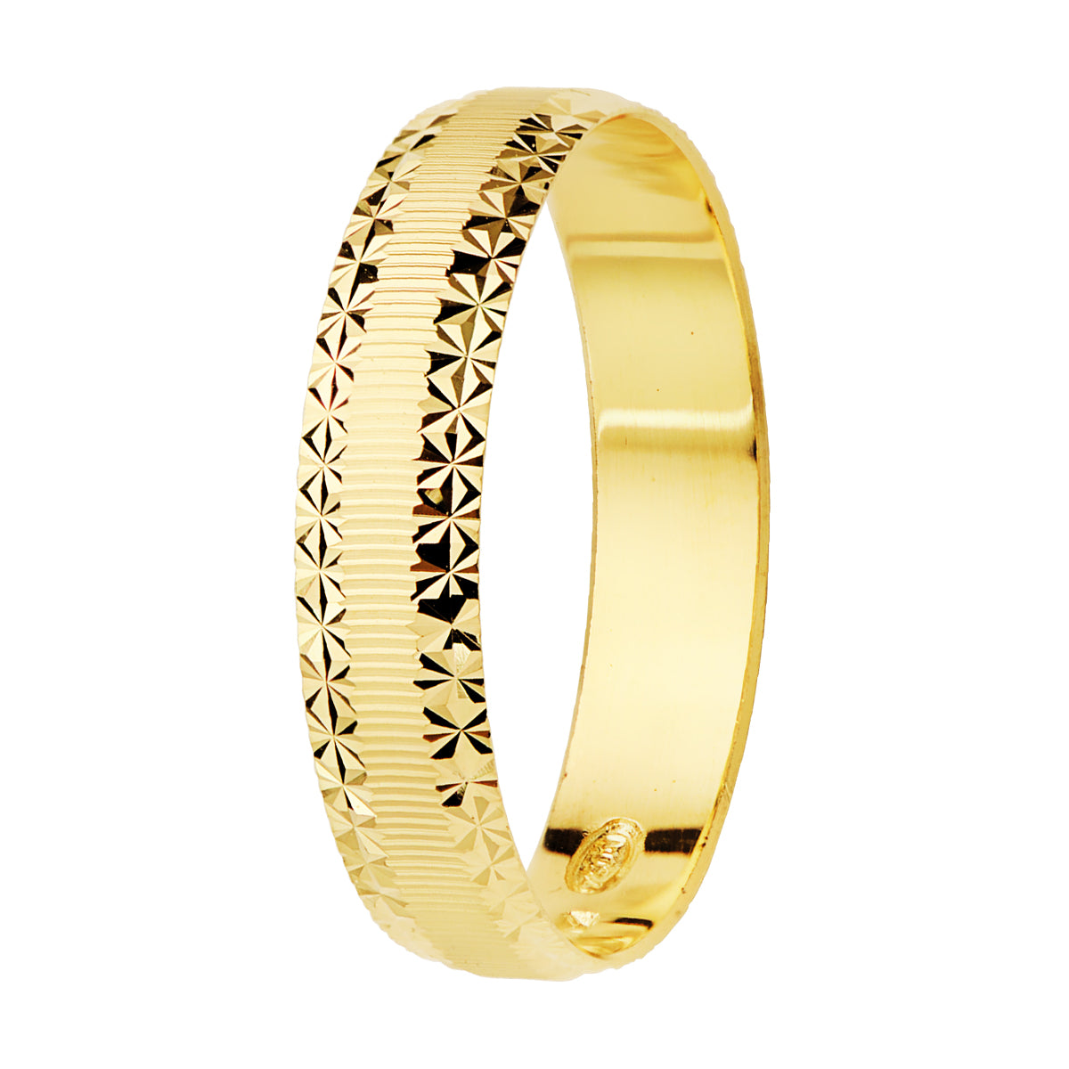 Alianza Mate y Bordes Diamantados. Ancho: 4 mm de oro amarillo 9K
