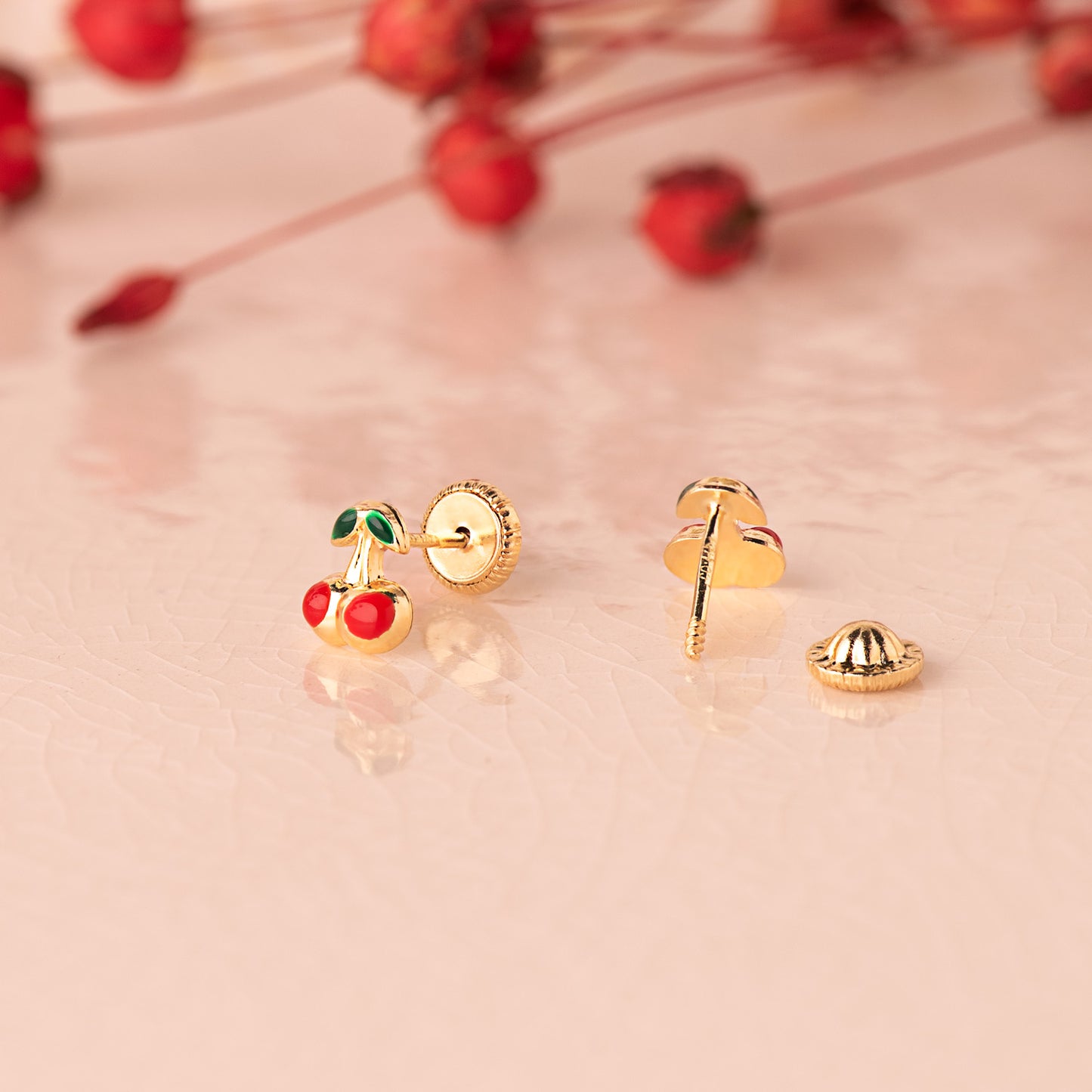 18K PENDIENTES ORO AMARILLO CEREZAS ESMALTE 6X5 MM. CIERRE TUERCA