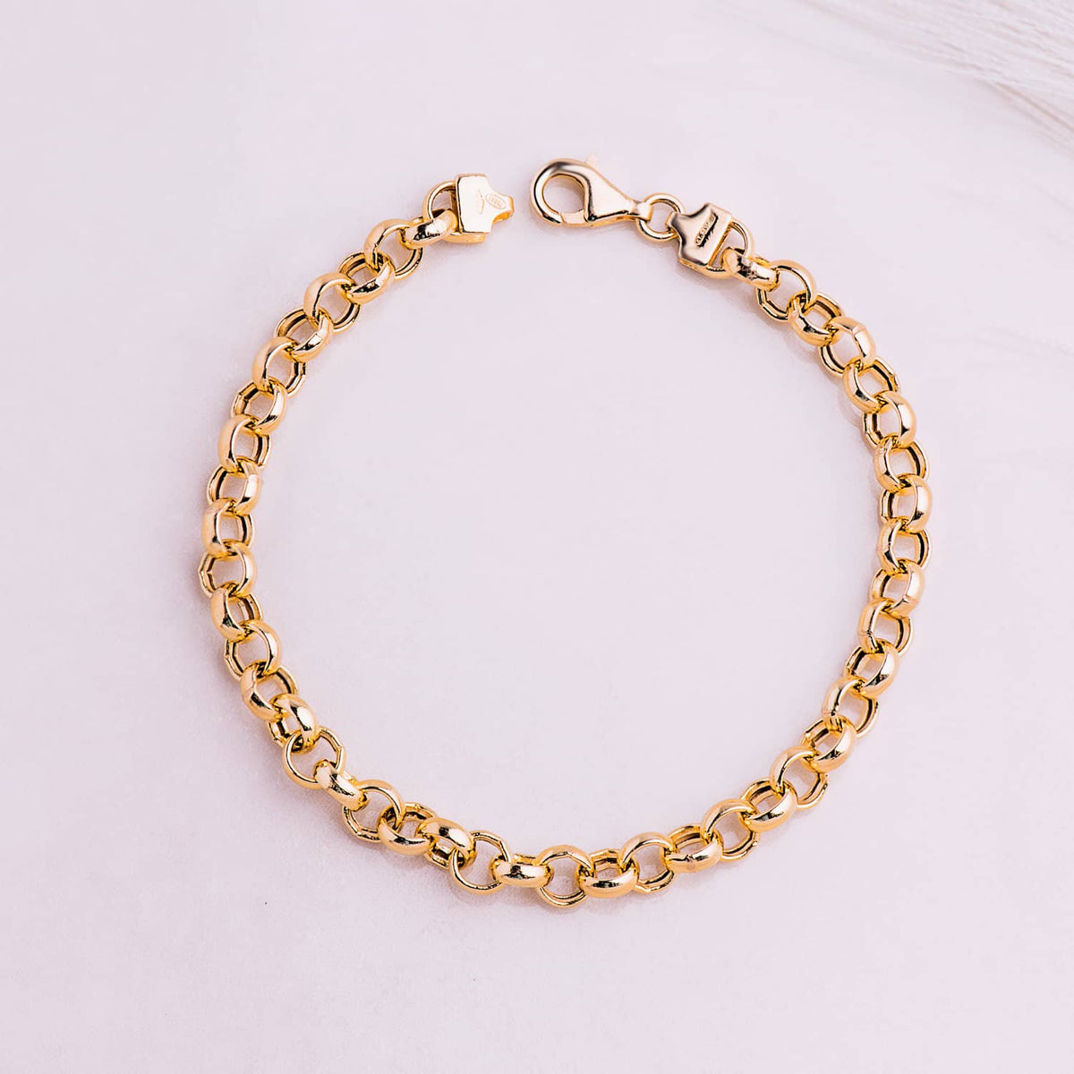 Pulsera Rolo Hueca Ancho 5,5 mm Largo 19 cm de oro amarillo 18K