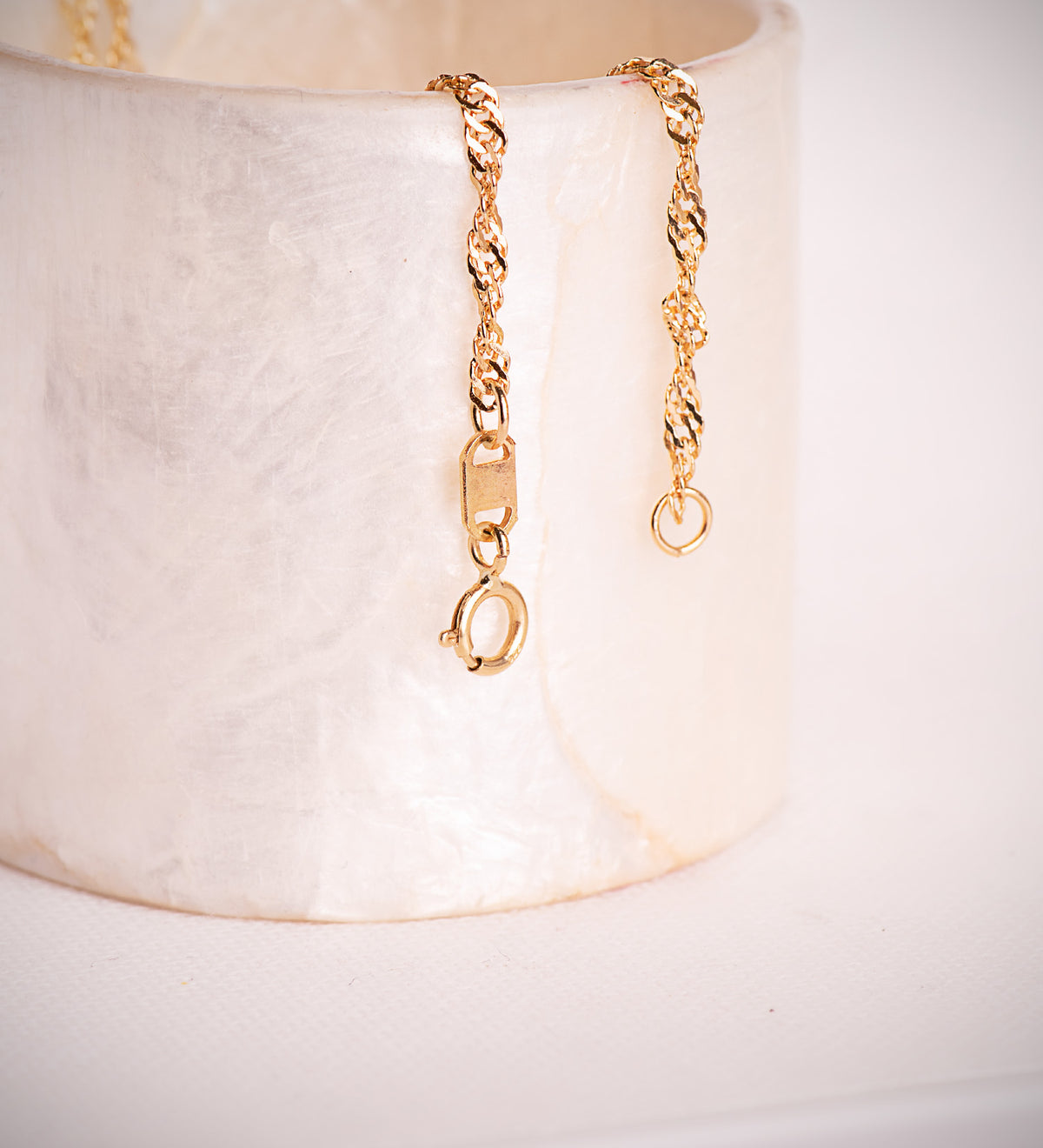 Cadena Singapur 45 cm 2 mm de oro amarillo 18K