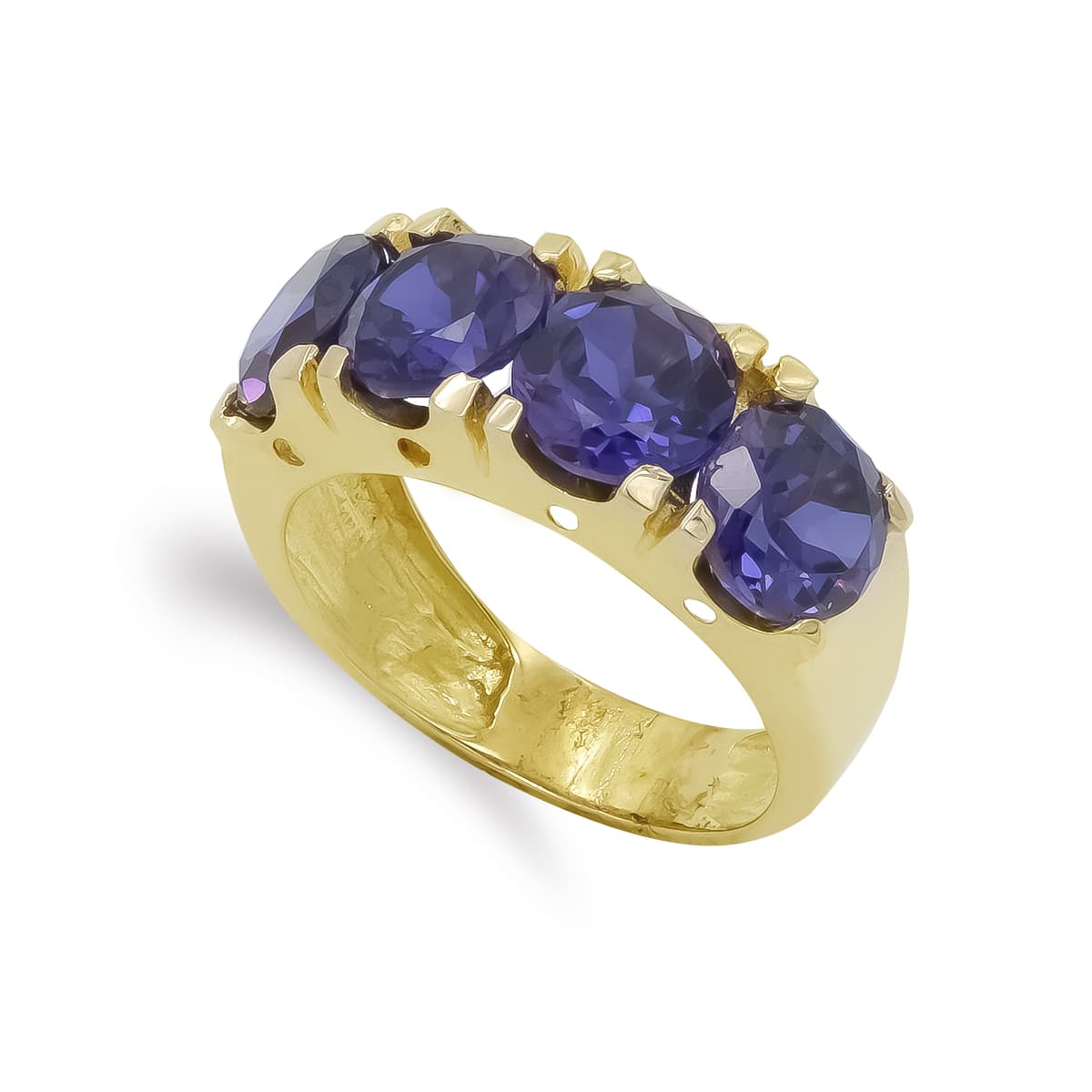 Sortija Cuatro Piedras Amatista. Ancho: 7 mm de oro amarillo 18K