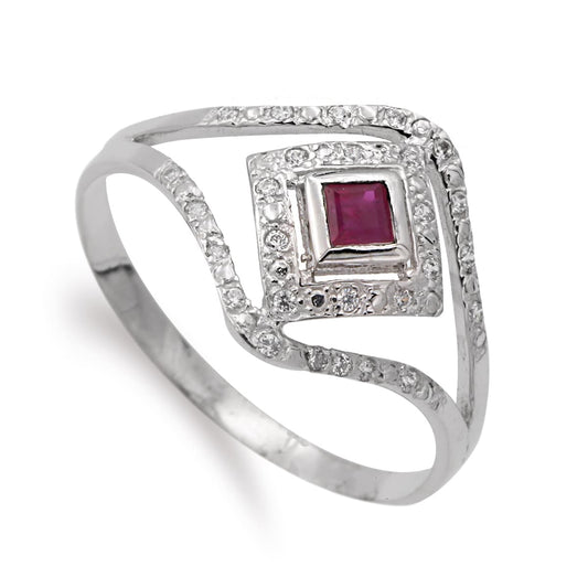 18K SORTIJA ORO BLANCO ROMBO CON RUBI Y CIRCONITAS. ANCHO: 13 MM