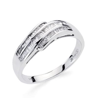 Sortija Diamantes Naturales Talla Baguete 0.250qts. Ancho: 7,5 mm de oro blanco 18K