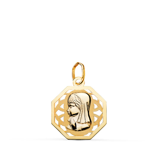 Medalla Virgen Niña Octogonal Calada Mate y Brillo. Medida: 17 x 15 mm de oro amarillo 18K