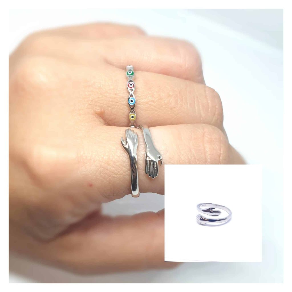 Anillo abrazo de plata de ley