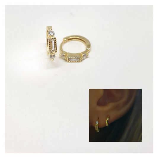 Pendientes aros de plata chapada en oro, circonitas baguette
