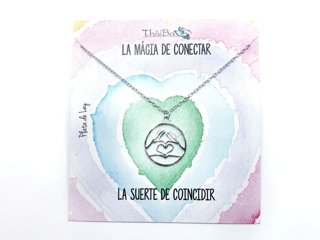 Collar manos corazón de plata de ley - Joyería Zafir
