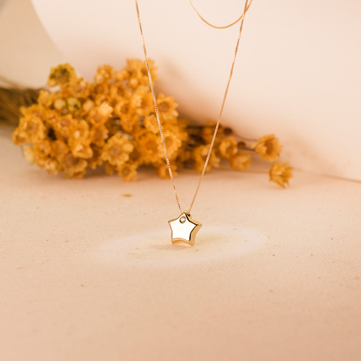 Colgante Estrella Circonita Cadena 42 cm de oro amarillo 18K