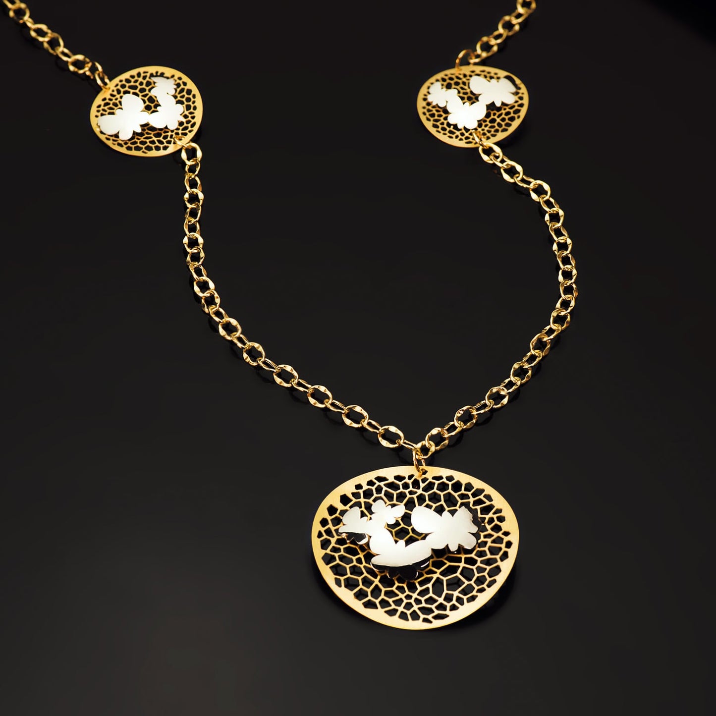 18K GARGANTILLA ORO BICOLOR COLGANTE REDONDO CON MARIPOSAS 47 CM