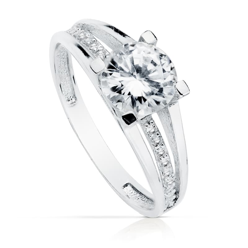 Solitario Circonita con 4 Garras y Circonita de 7 mm de oro blanco 18K