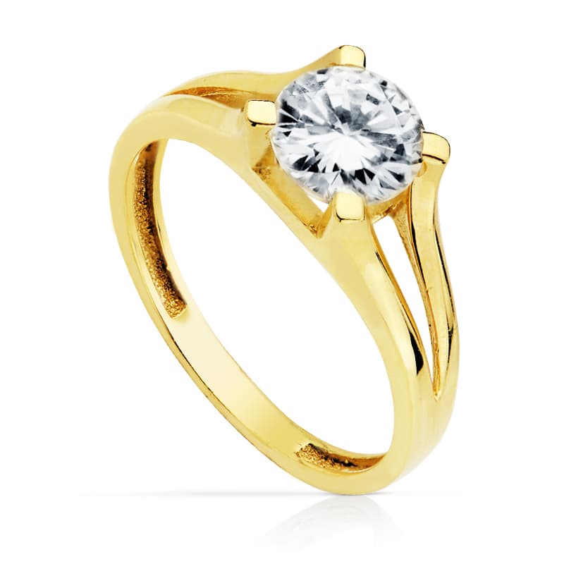 Solitario con Circonita y 4 Garras con Circonita de 7 mm de oro amarillo 18K