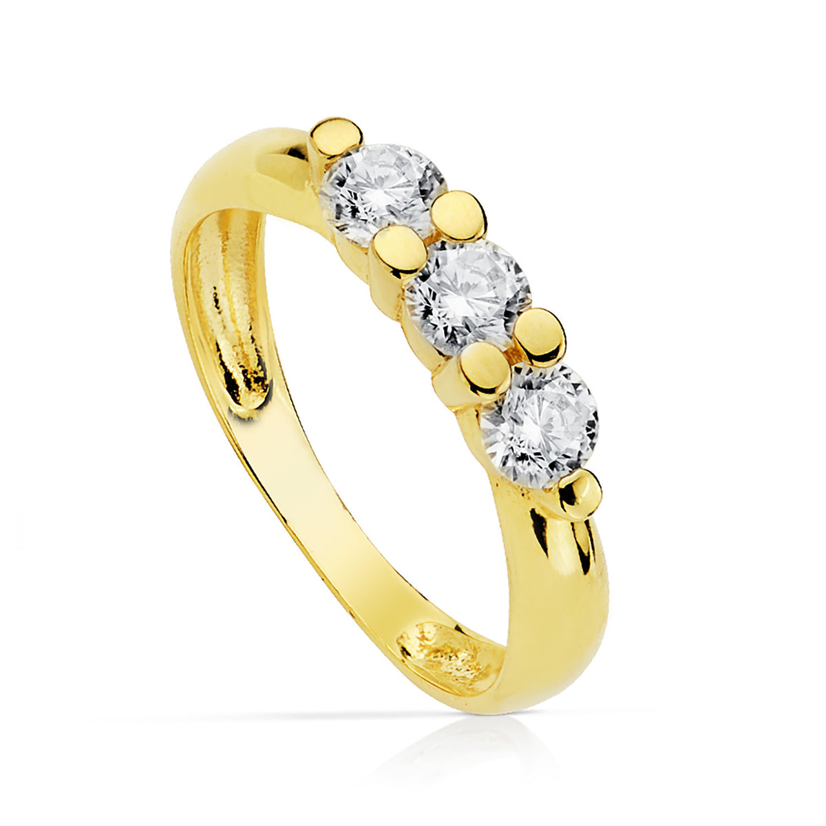 Solitario Tresillo con 3 Circonita de 4 mm en Garras de oro amarillo 18K