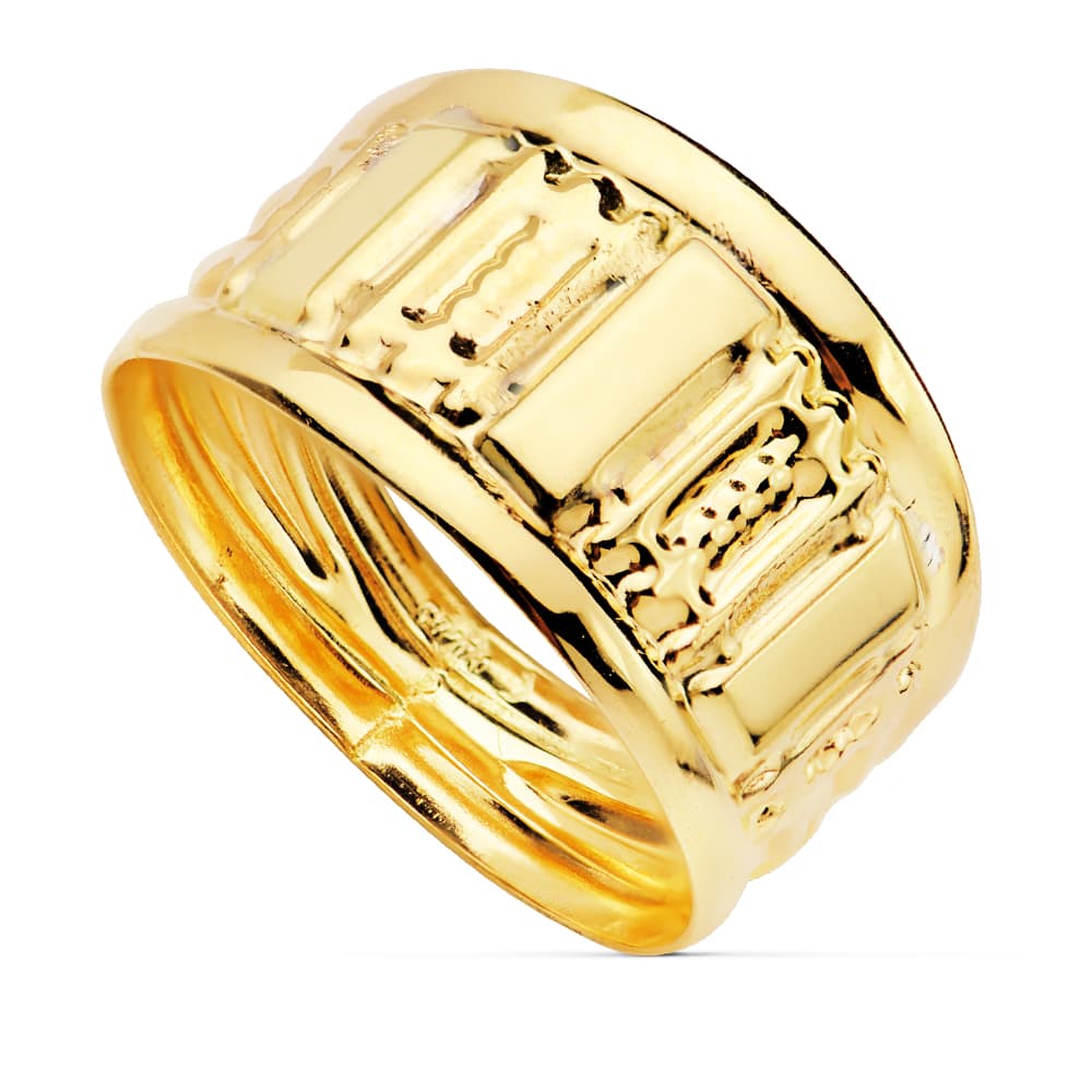 Sortija Tallada en Brillo. Ancho 10 mm de oro amarillo 18K