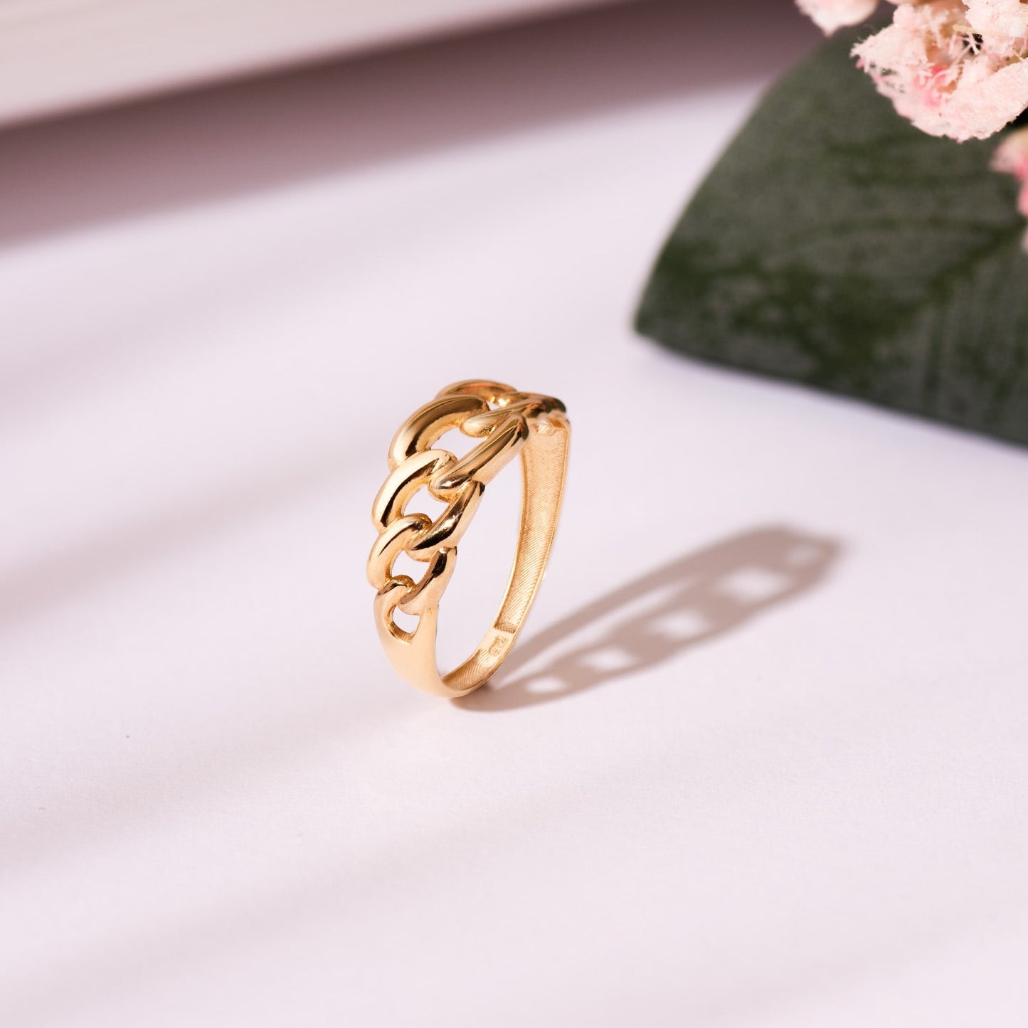 18K SORTIJA ORO AMARILLO ESLABONES EN BRILLO. ANCHO: 7 MM