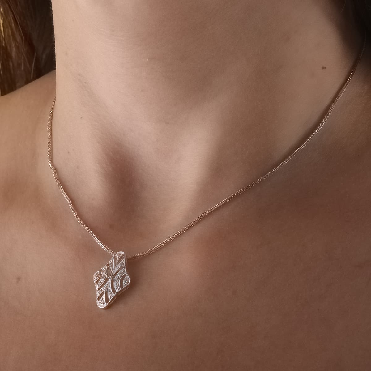 Gargantilla 45 cm Juego Novia Motivo Circonita 20 x 15 mm de oro blanco 18K