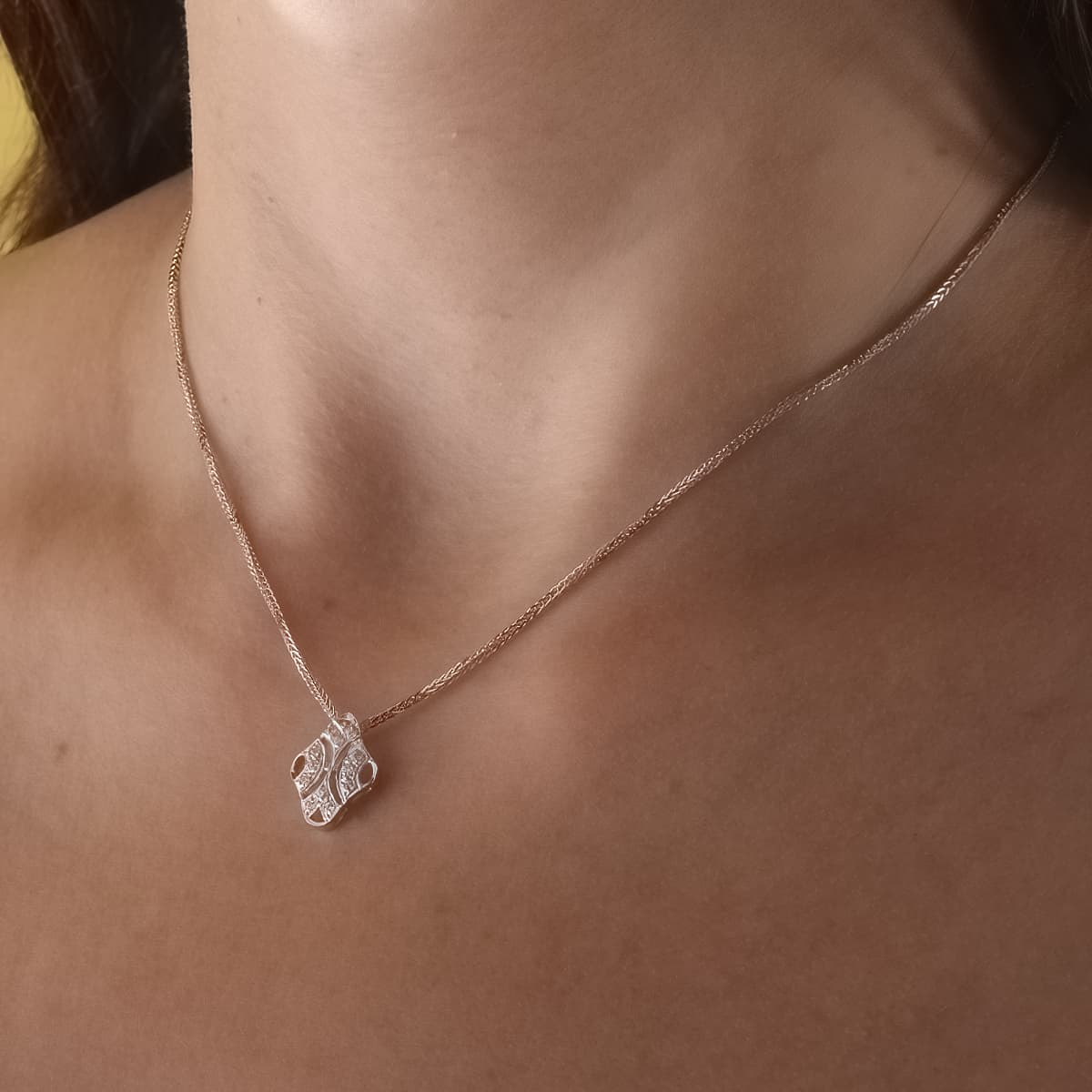 Gargantilla 45 cm Juego Novia 15 x 11 mm de oro blanco 18K