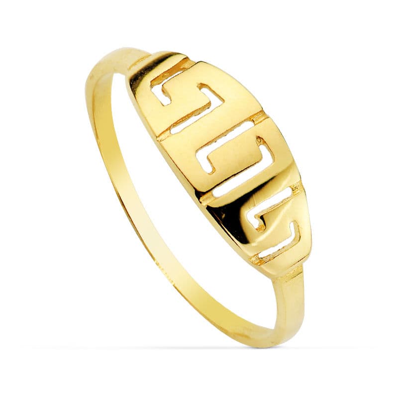 Sortija con Motivo Calado Greca. Ancho: 6 mm de oro amarillo 18K