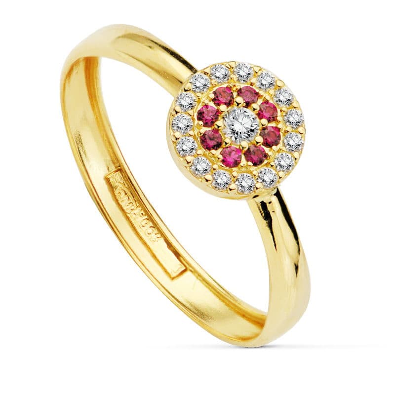 Sortija con Circonitas Blancas y Rojas. Ancho: 7 mm de oro amarillo 18K
