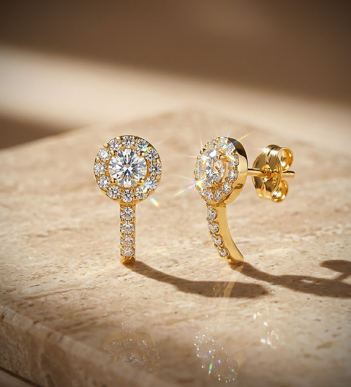 Pendientes Cuajo con Circonitas. Medida: 12,5 x 6 mm. de oro amarillo 18K