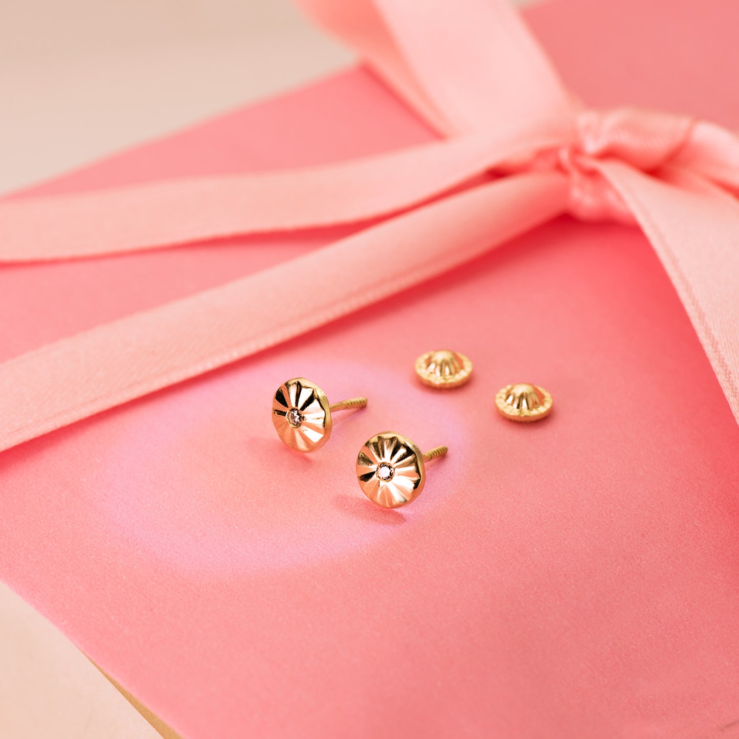 18K PENDIENTES ORO AMARILLO REDONDOS CON CIRCONITA 6,5 MM CIERRE TUERCA