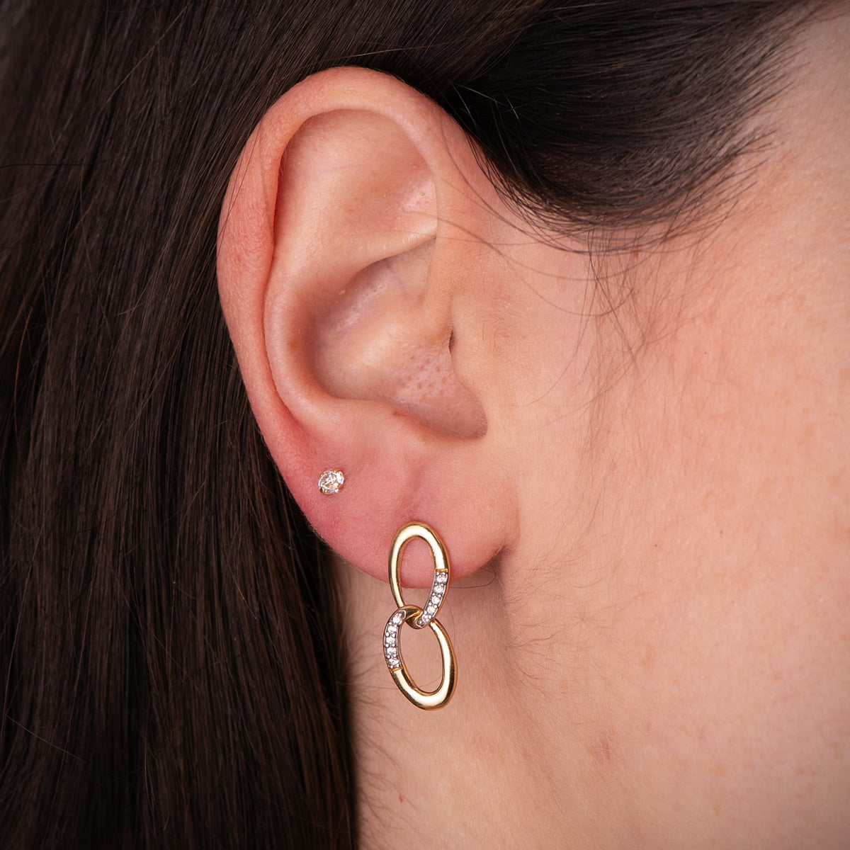 Pendientes Bicolor Dos Eslabones con Circonitas. Medida: 20 x 7 mm. 18K