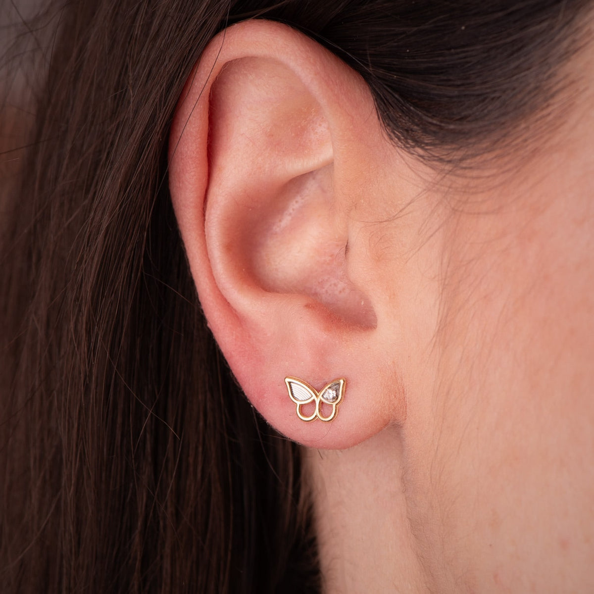 Pendientes Bicolor Mariposa con Circonitas. Medida: 8 x 6,5 mm. 18K