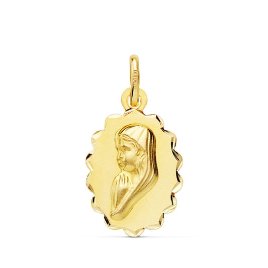 Medalla Virgen Niña Oval con Arcos Tallados. 16 x 12 mm de oro amarillo 18K