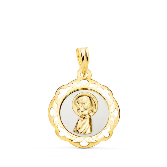 Medalla Virgen Niña Esmalte Blanco y Cerco Calado en Brillo 20 x 18 mm de oro amarillo 18K