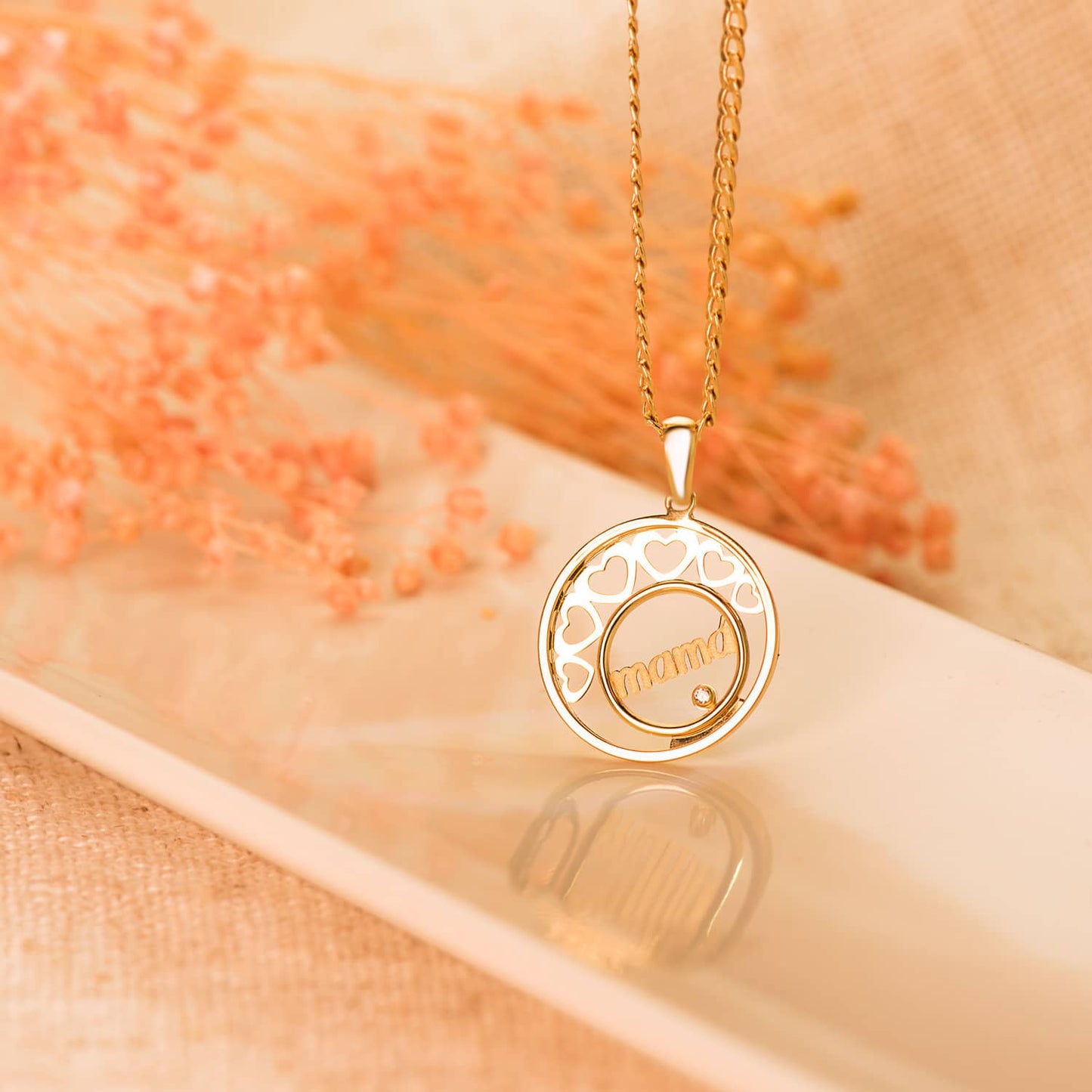 18K COLGANTE ORO AMARILLO CORAZONES Y CIRCULO CON MAMA 20 MM