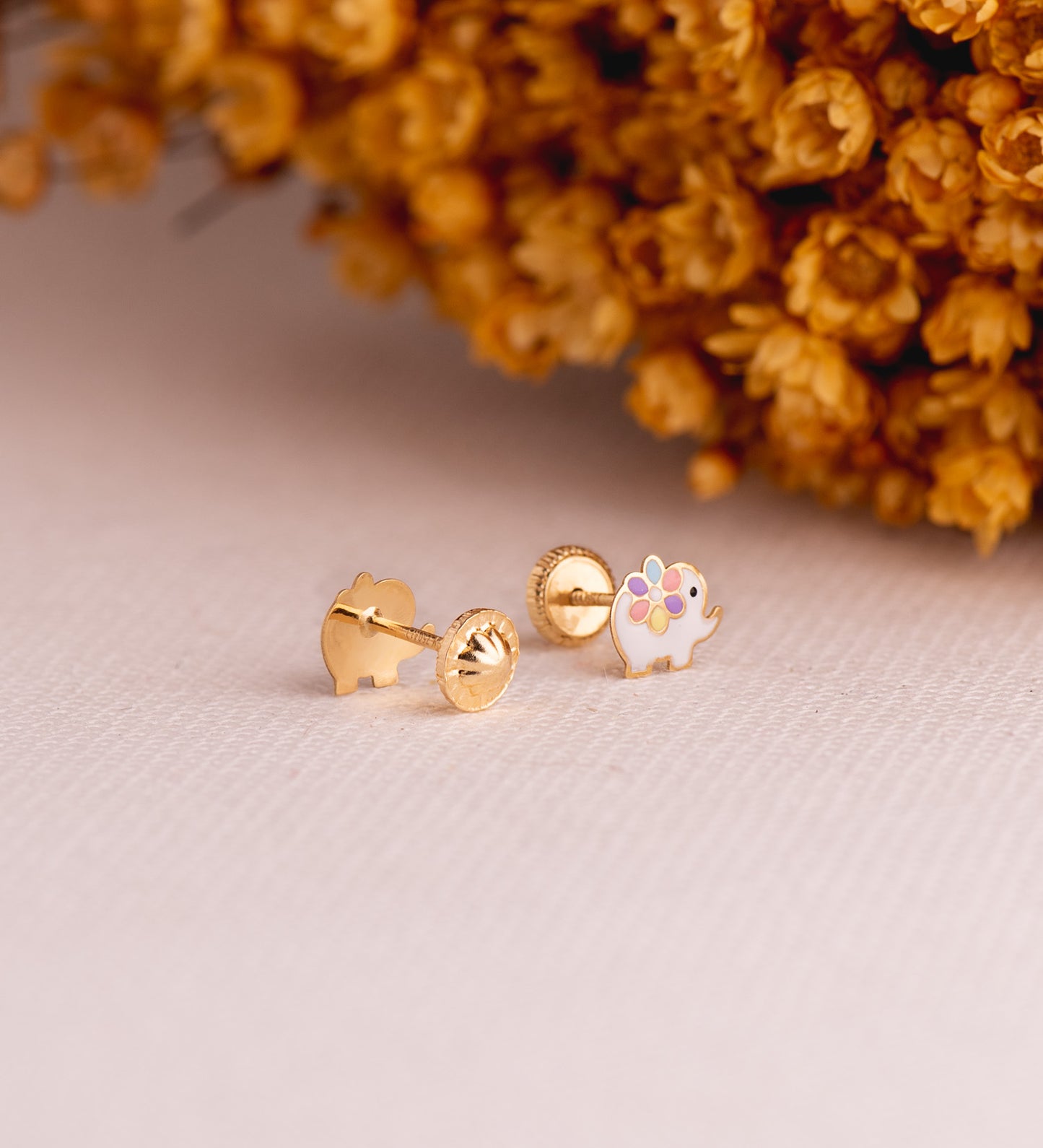 18K PENDIENTES ORO AMARILLO ELEFANTES ESMALTADOS. MEDIDA: 7 X 6 MM. CIERRE TUERCA