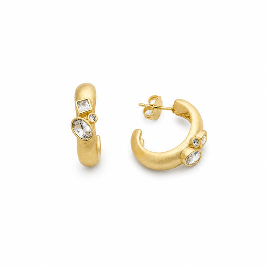 Pendiente matizado circonitas con baño de oro de 14 quilates - Joyería Zafir