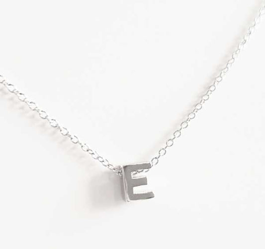 Iniciales - 2255 Collar Inicial E - Senora