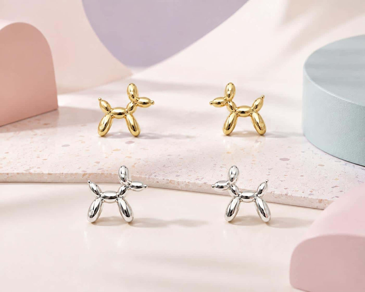 Pendientes perrito globo de plata de ley con baño de oro de 14 quilates - imagen adicional - Joyería Zafir