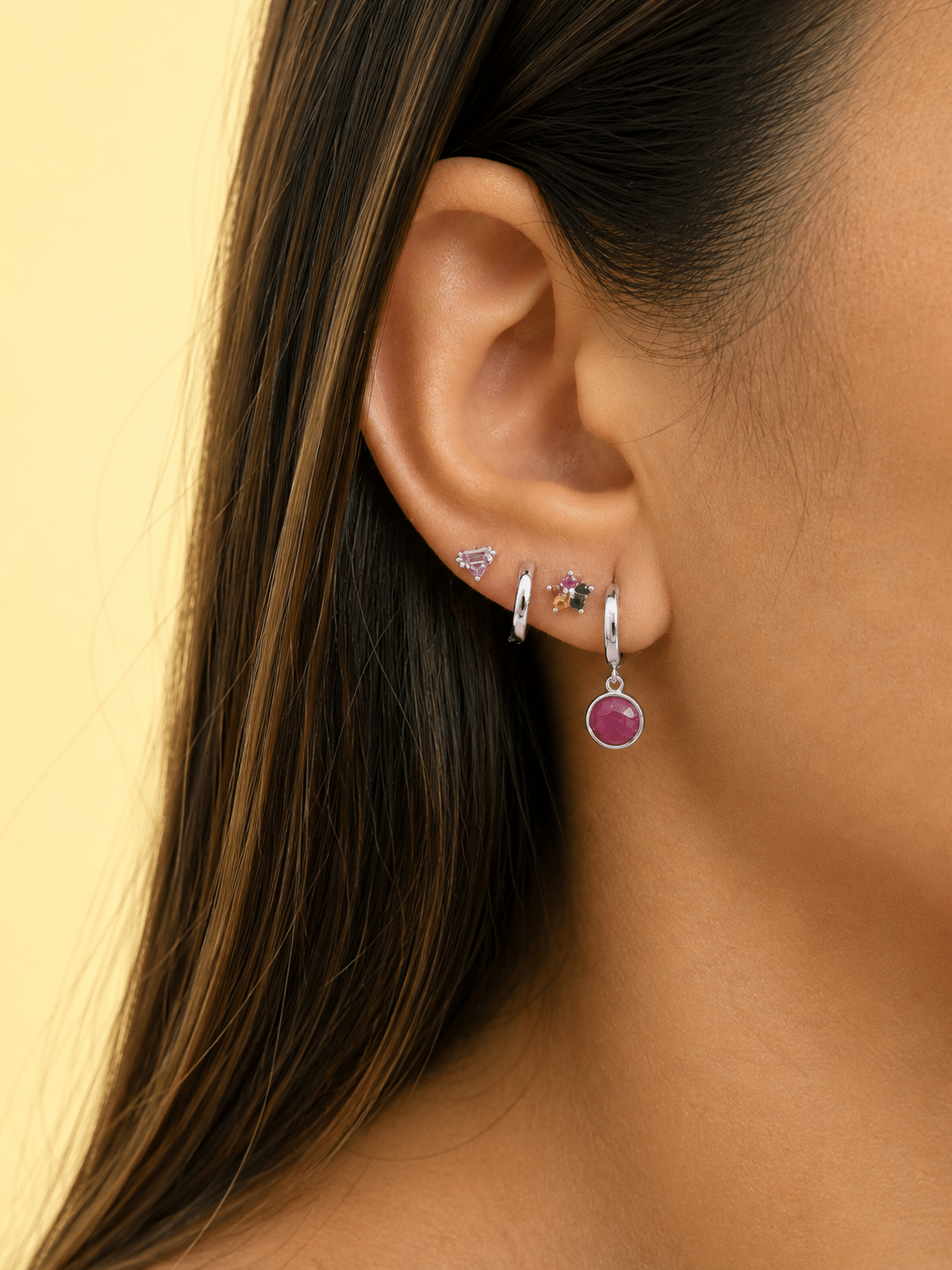 Pendientes florecita de plata de ley - imagen adicional - Joyería Zafir
