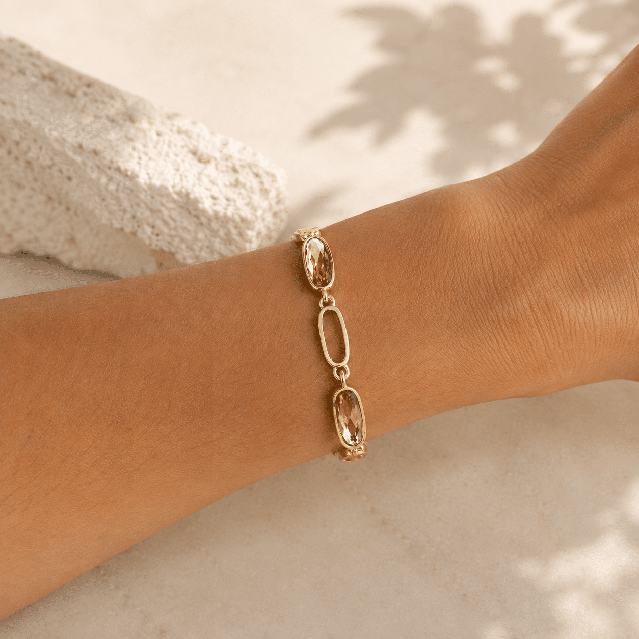 Pulsera baguette terra de aleación de metales con baño de oro de 14 quilates - vista adicional