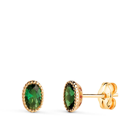 Pendientes Oval Piedra Verde Bordes Bolitas. Medida: 6 x 4 mm. de oro amarillo 18K