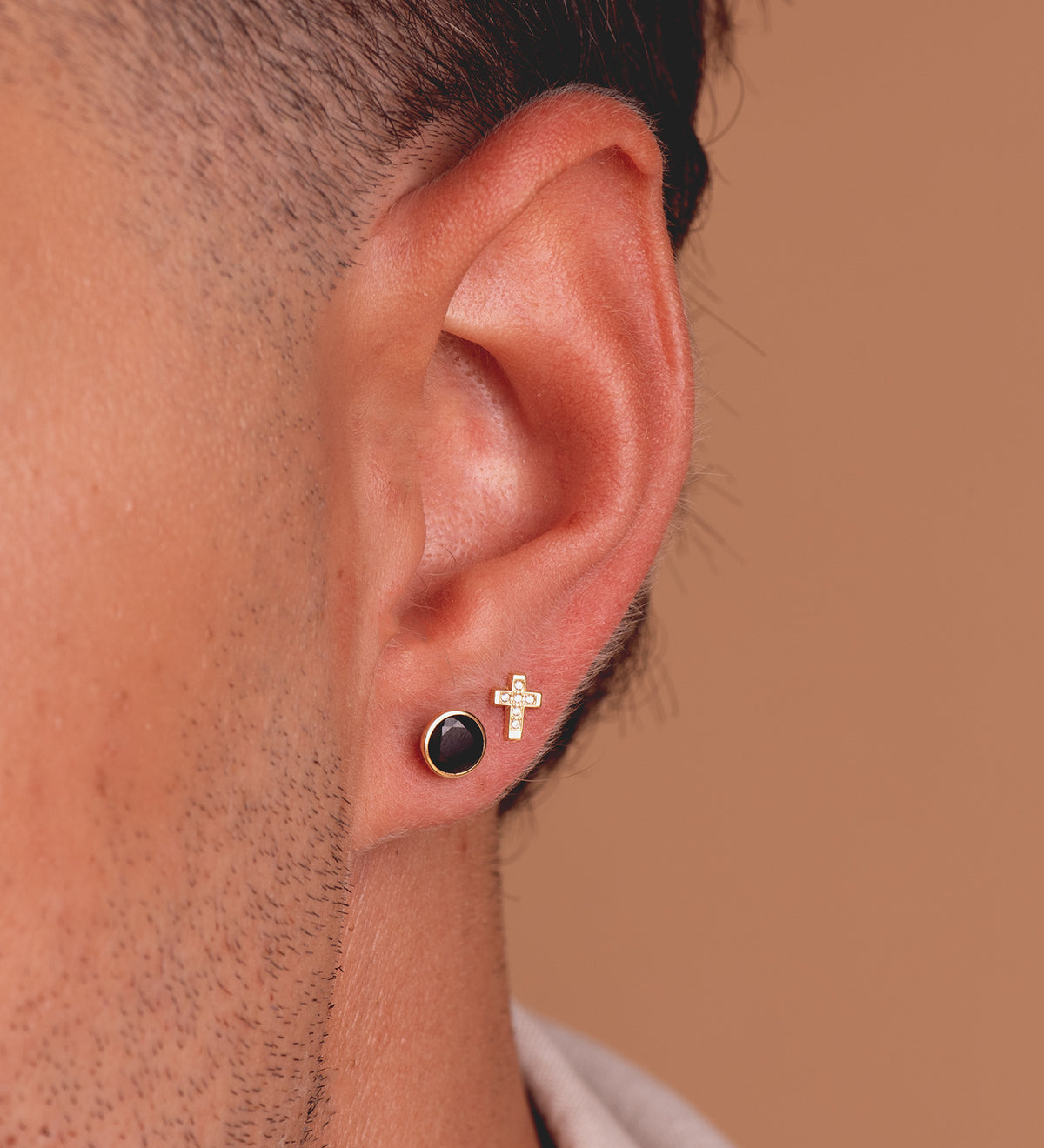Pendientes Cruz con Circonita 6,5 x 5 mm de oro amarillo 18K